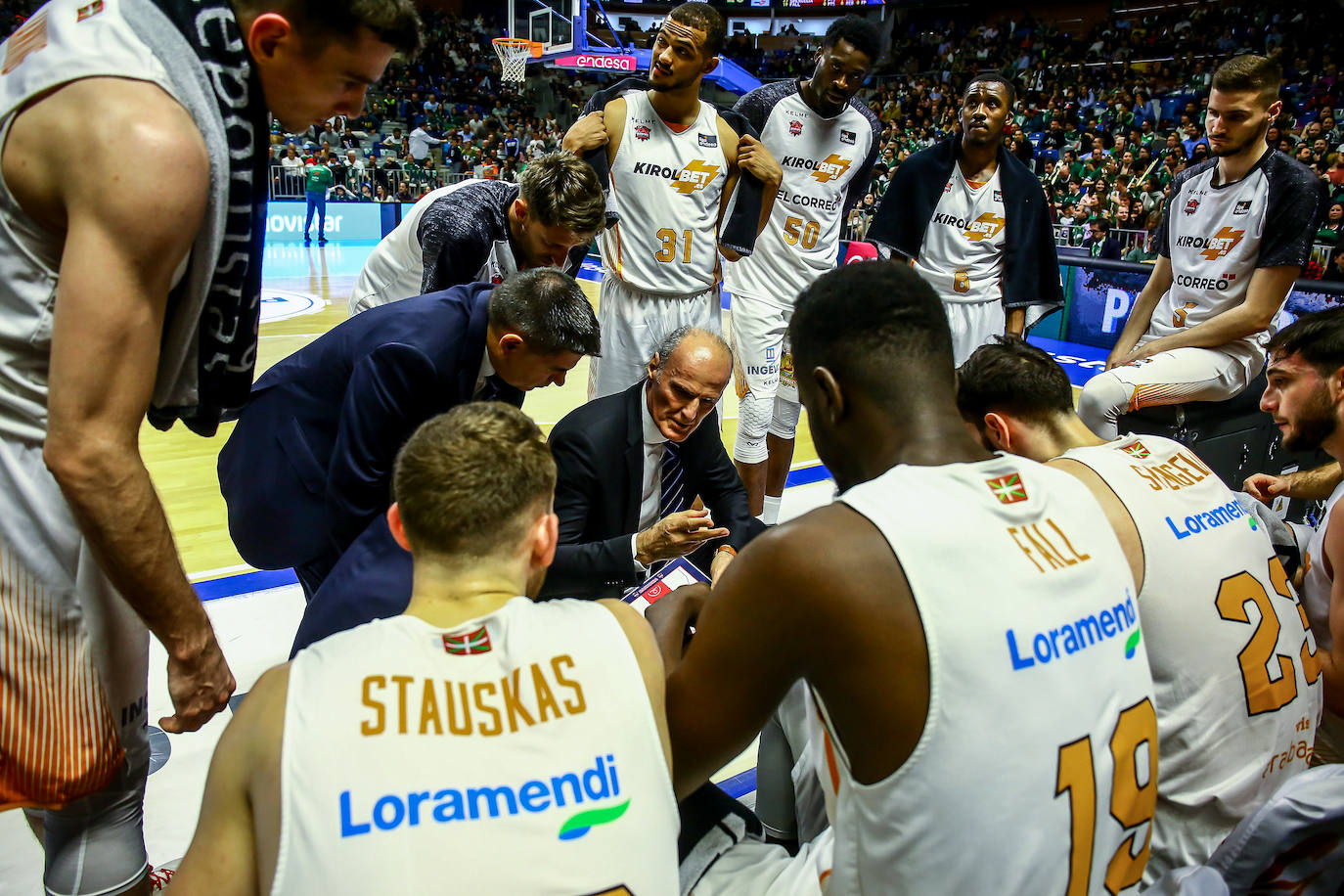 Fotos: Las mejores imágenes del Unicaja - Baskonia