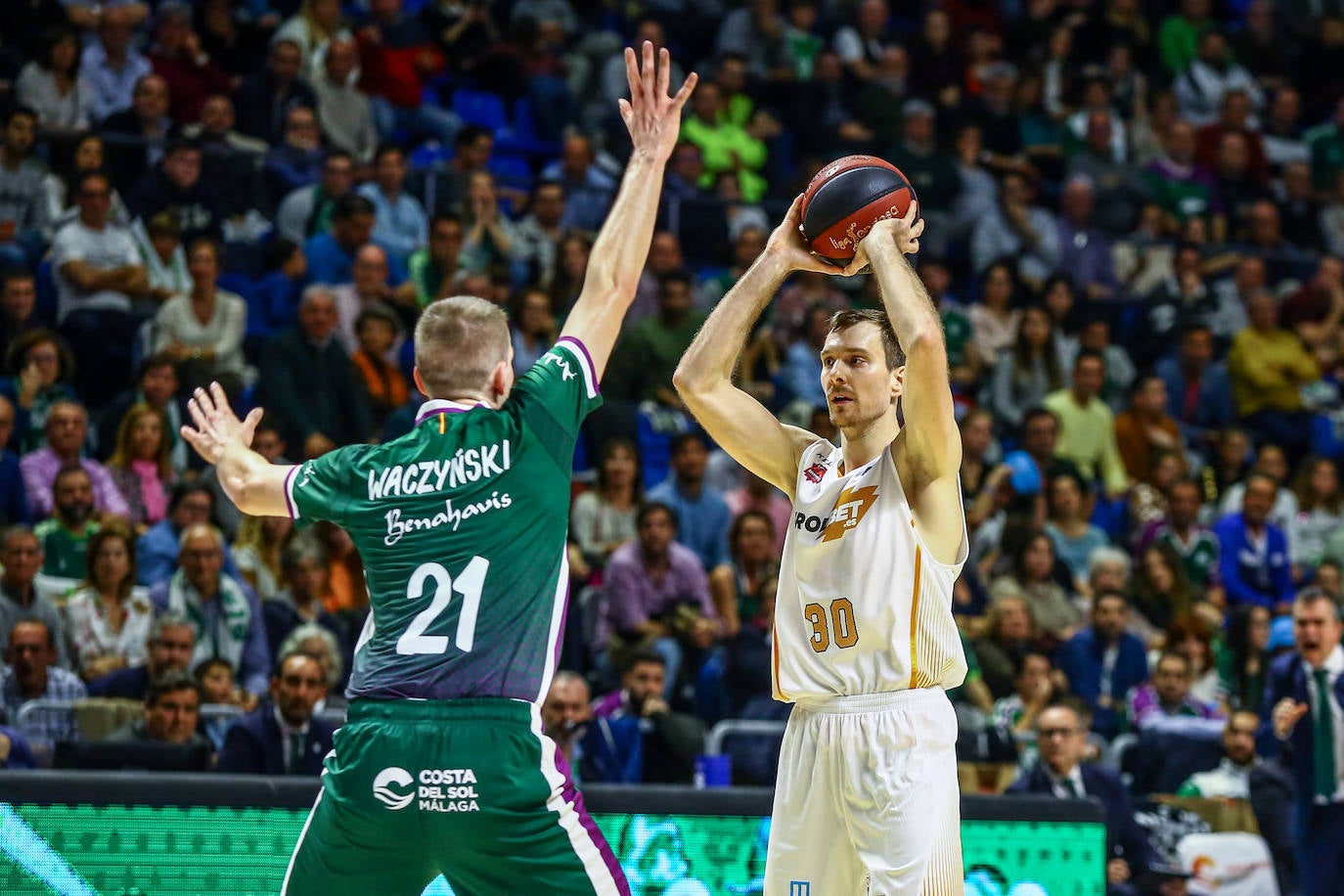 Fotos: Las mejores imágenes del Unicaja - Baskonia