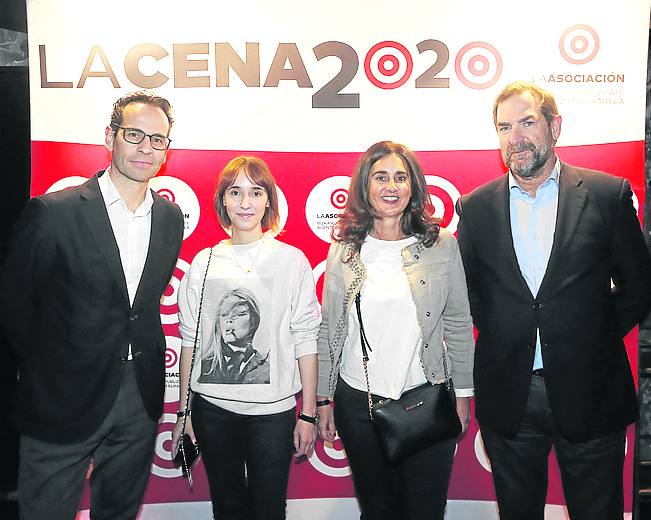 Gerva Vallejo, Libia de la Fuente, Celia Albizu y Ramón Arrieta. 