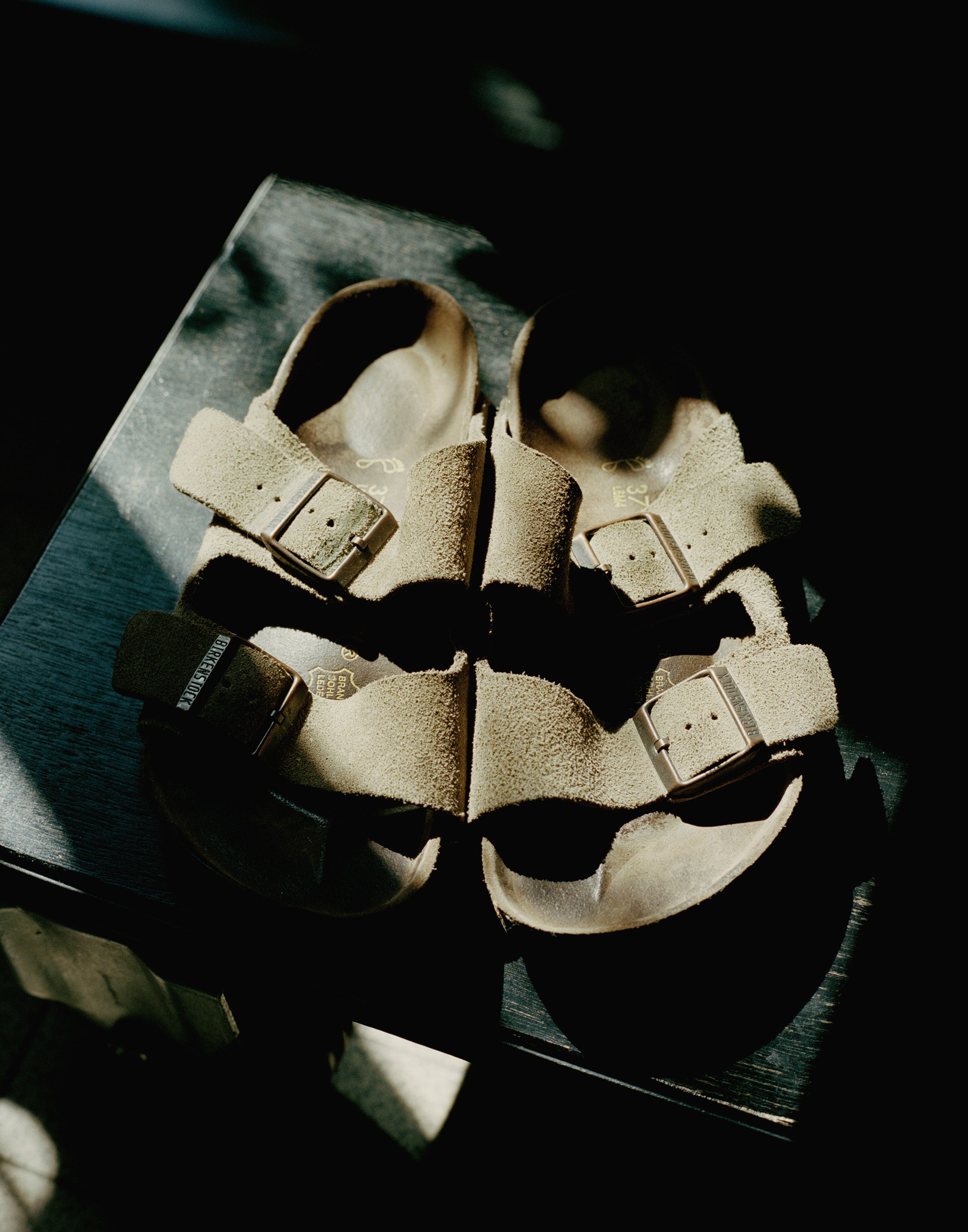 Fotos: El zapatero que hizo soñar a Carrie Bradshaw ficha por una firma de &#039;zapatos feos&#039;