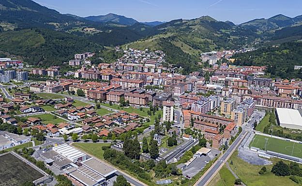 La ponencia sobre la situación económica de Ayala acaba de comenzar en el Parlamento vasco.