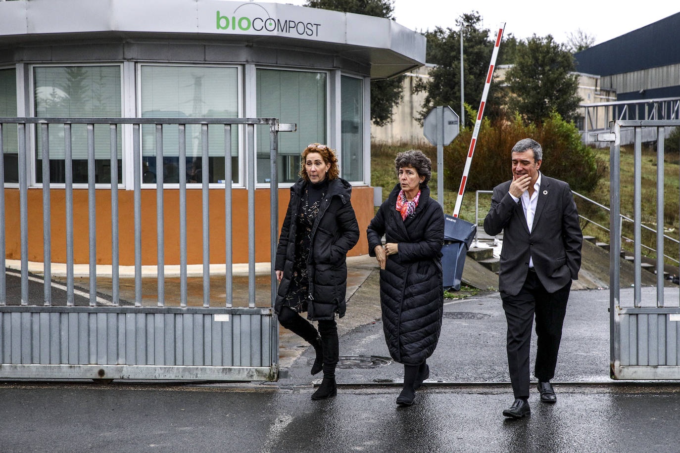 Fotos: Aparece un cádaver en la planta de biocompost de Júndiz