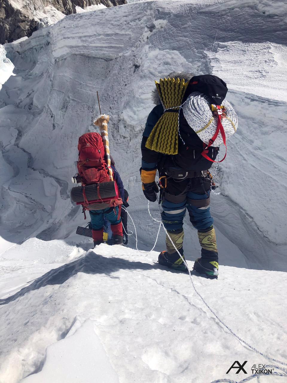 Fotos: Txikon, en la expedición invernal al Everest