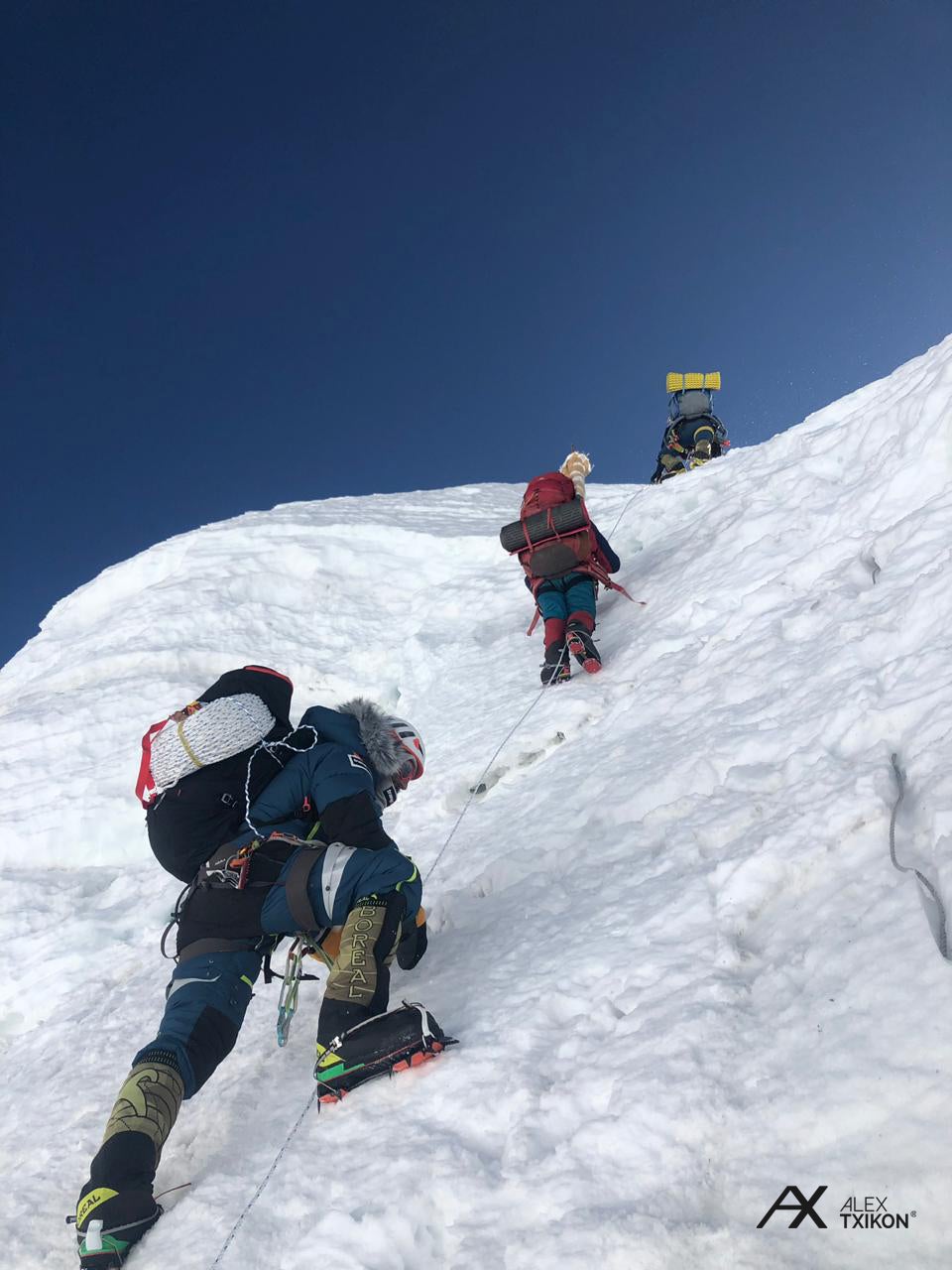 Fotos: Txikon, en la expedición invernal al Everest