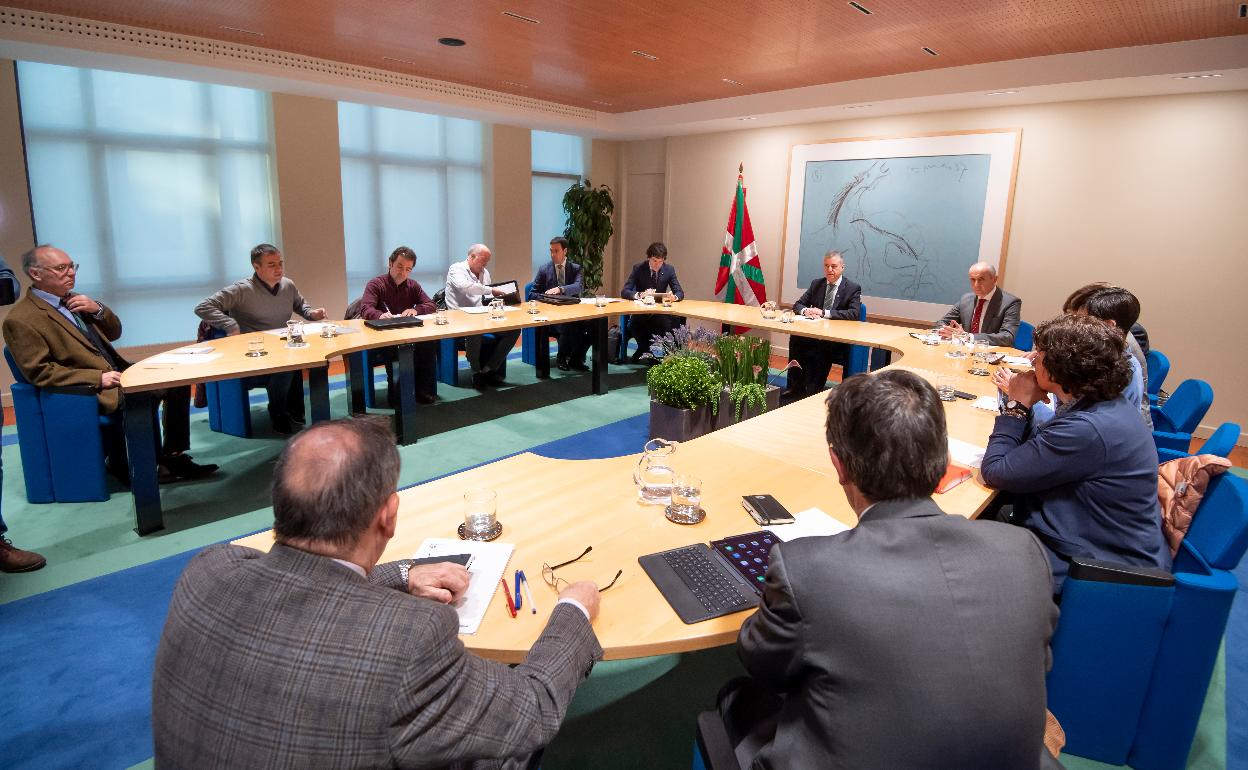 Reunión de coordinación interinstitucional celebrada ayer.