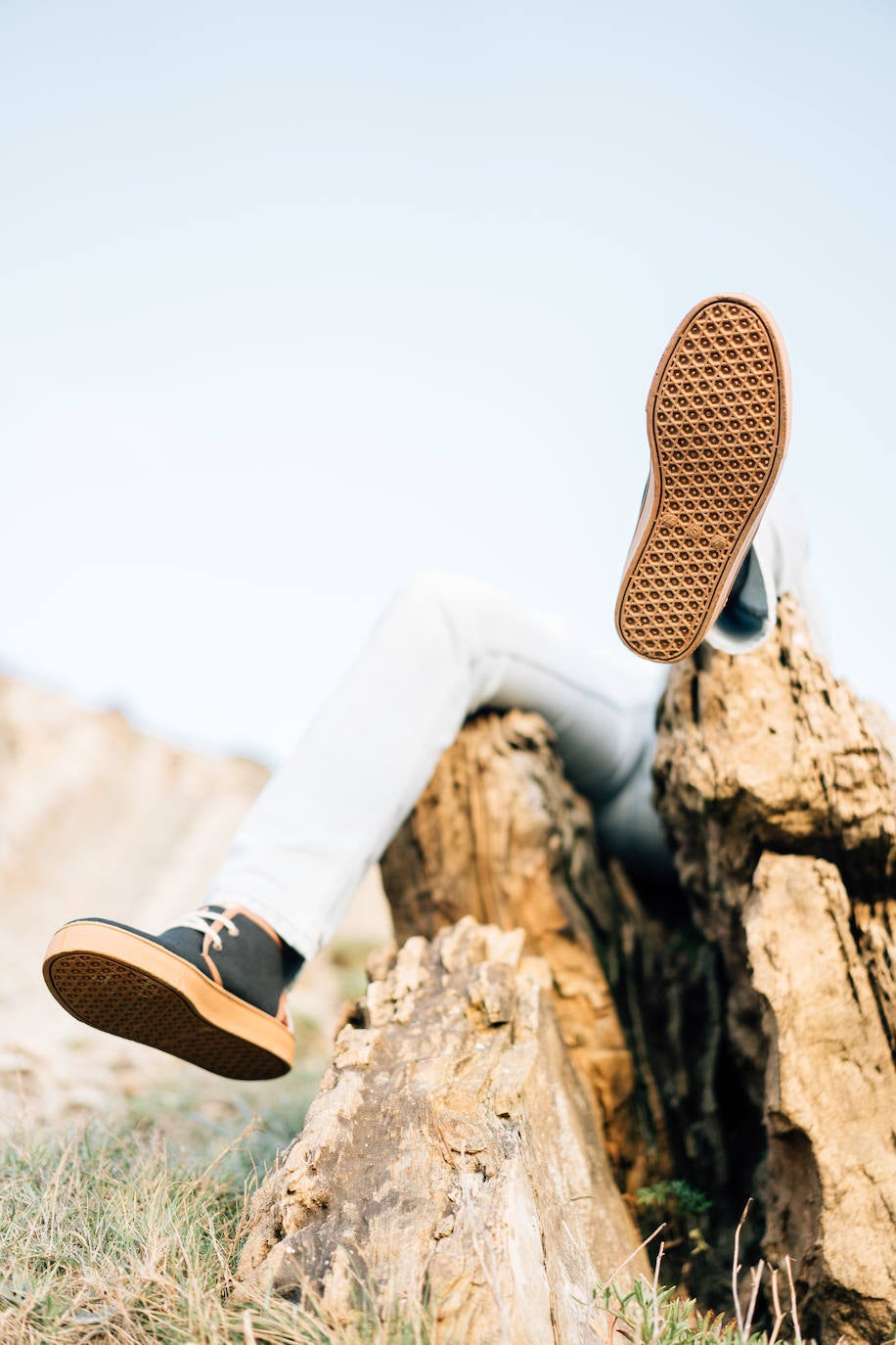 Fotos: Las zapatillas vascas que pisan fuerte: están hechas de botellas de plástico y algodón reciclado