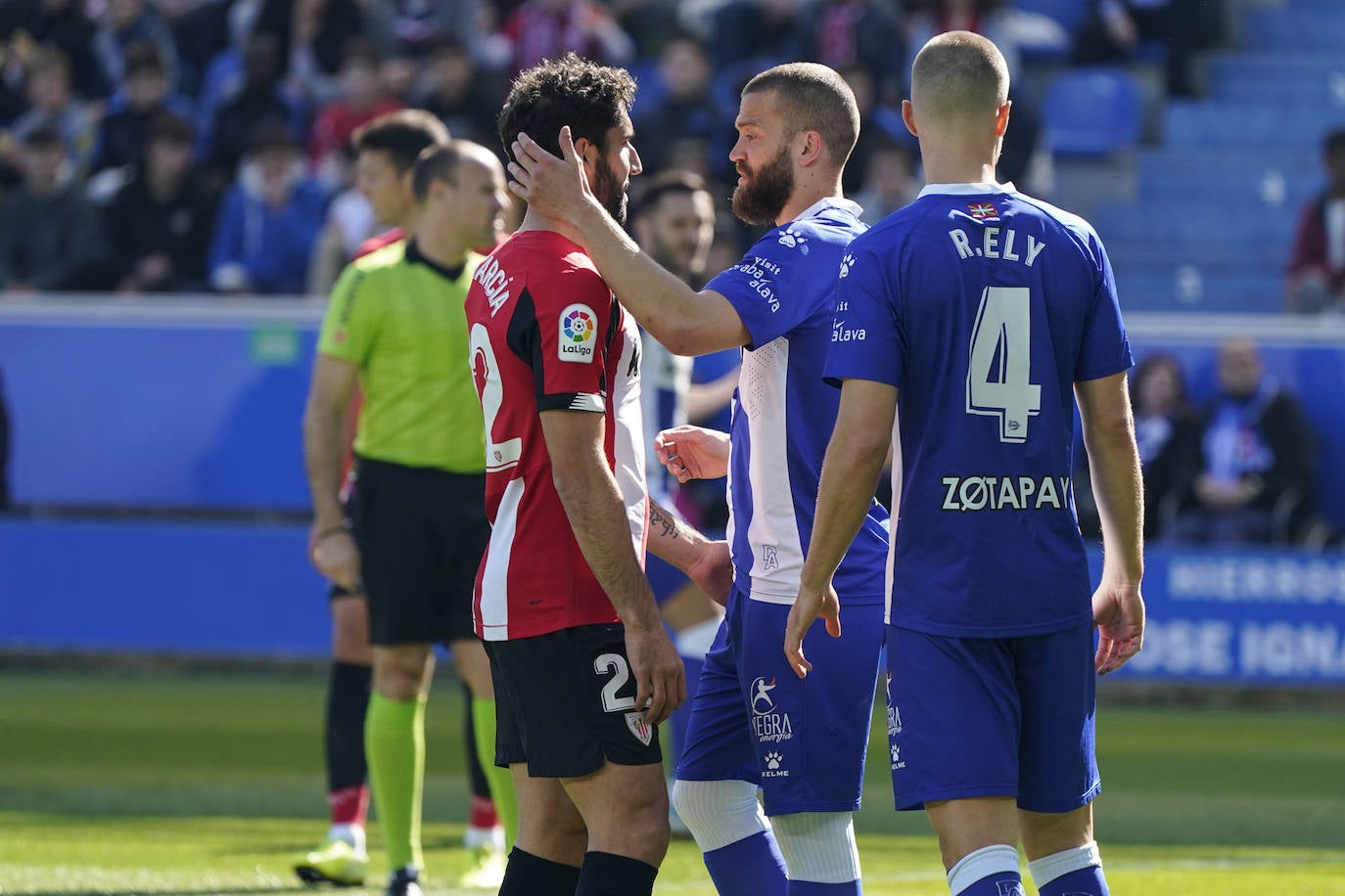 Fotos: Las mejores imágenes del Alavés - Athletic