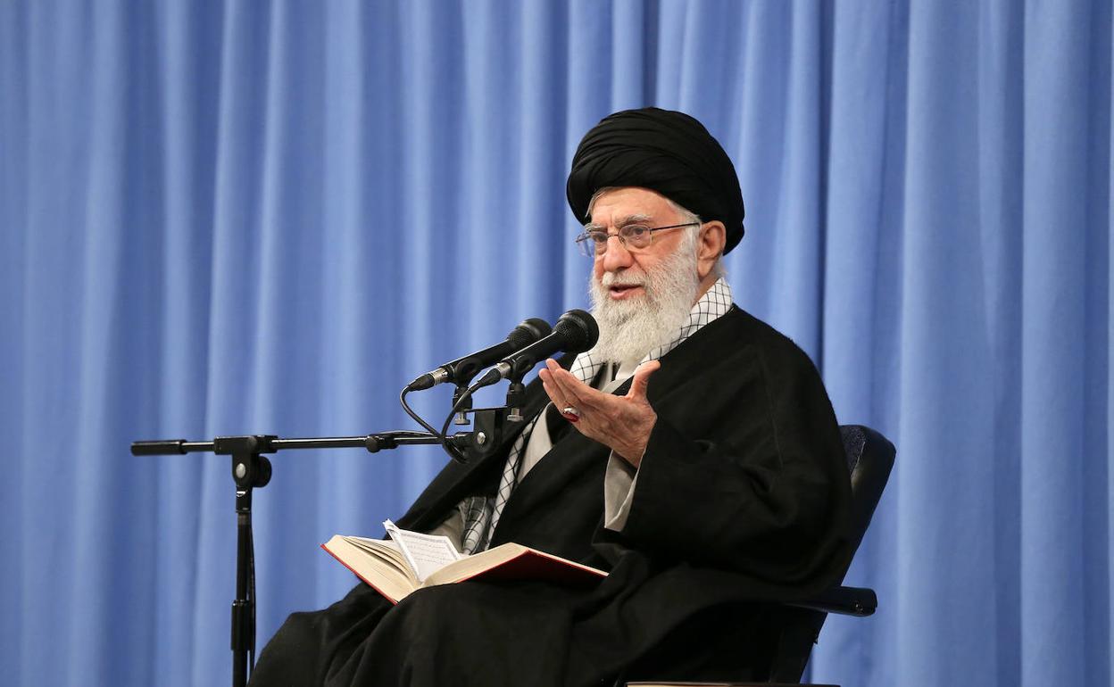El Líder Supremo iraní, Alí Jamenei, este domingo.