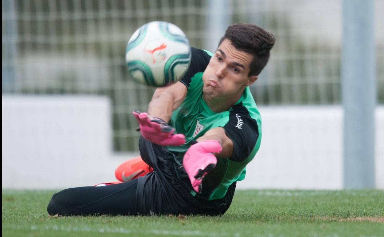 Hodei Oleaga: «Vine a Melilla para demostrar que puedo estar en el Athletic»