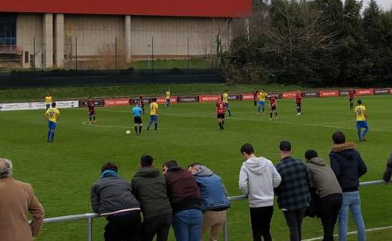 El Arenas buscará dar la sorpresa frente al líder, U.D. Logroñés