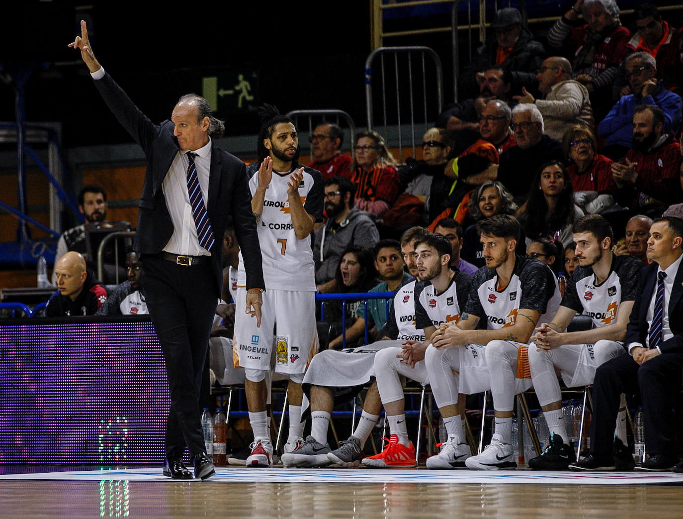 Fotos: Las fotos del Fuenlabrada - Baskonia