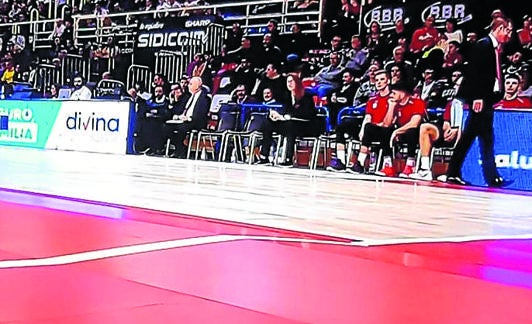 El suelo del Fernando Martín se levantó en el Fuenlabrada-Gran Canaria.