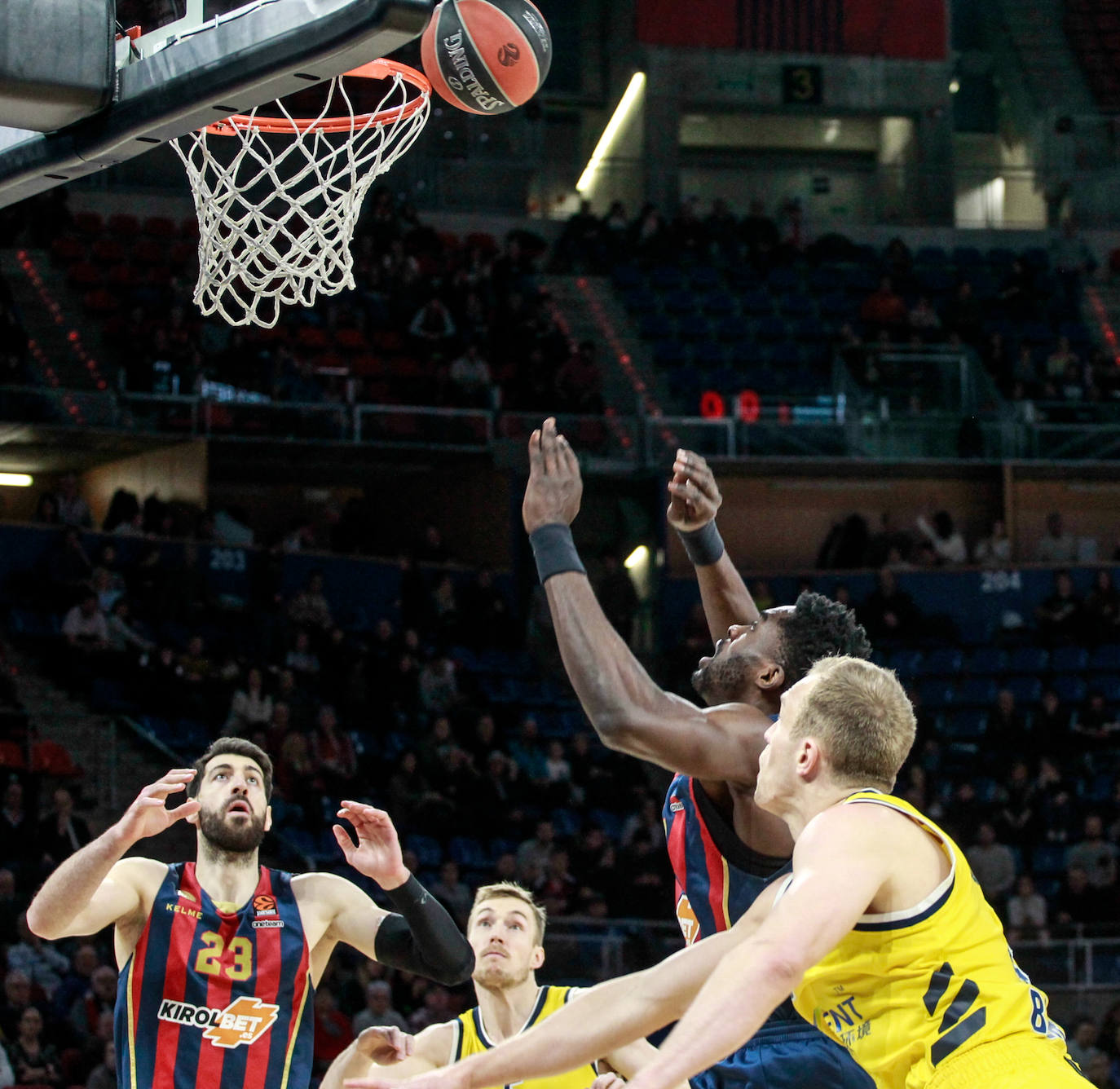 Fotos: Las mejores imágenes del Baskonia - Alba Berlín