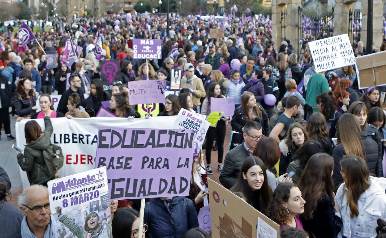 Manifestación del Día Internacional de la Mujer de 2019 en Gijón.