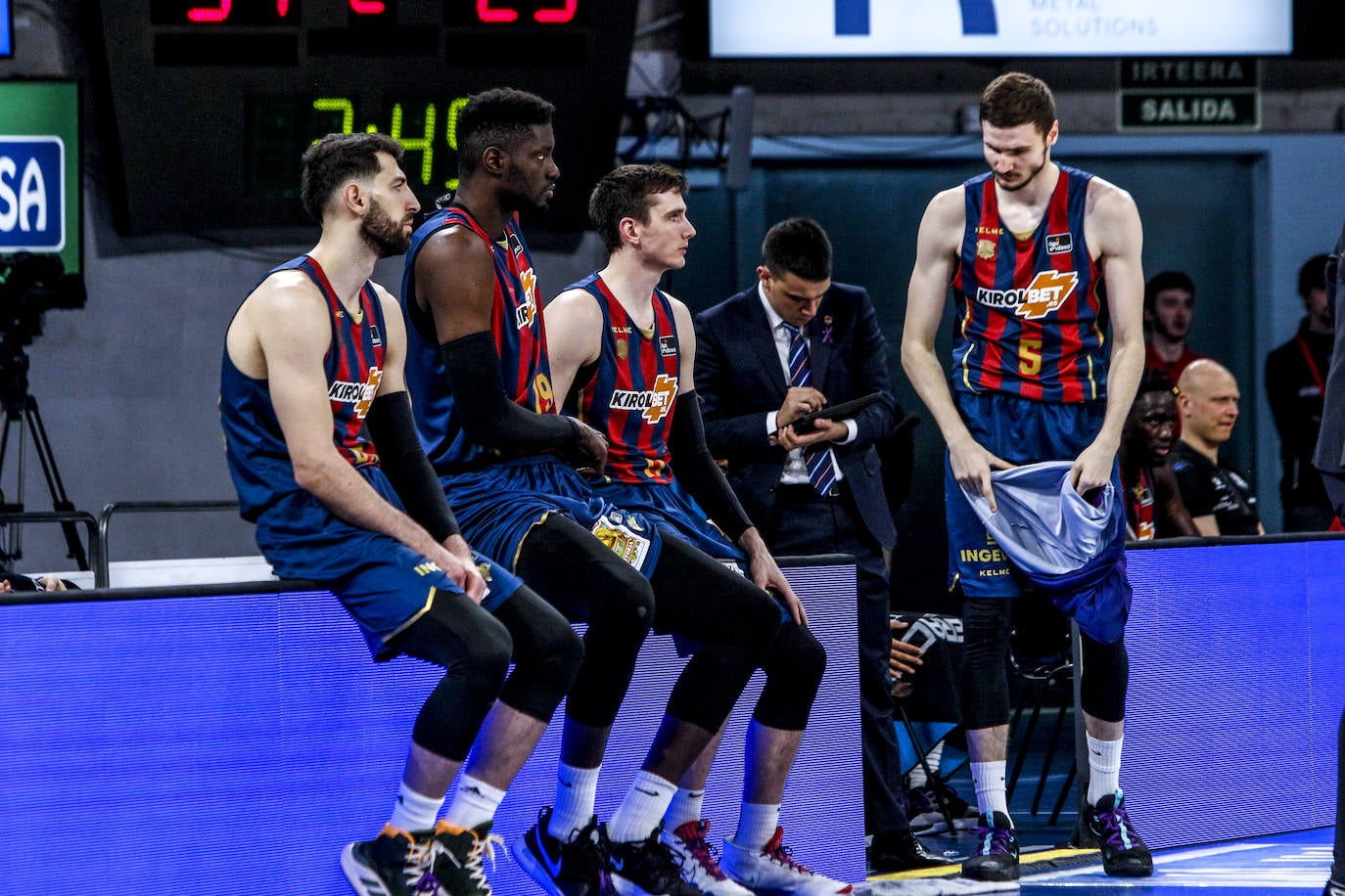 Fotos: Kirolbet Baskonia-Iberostar Tenerife, en imágenes