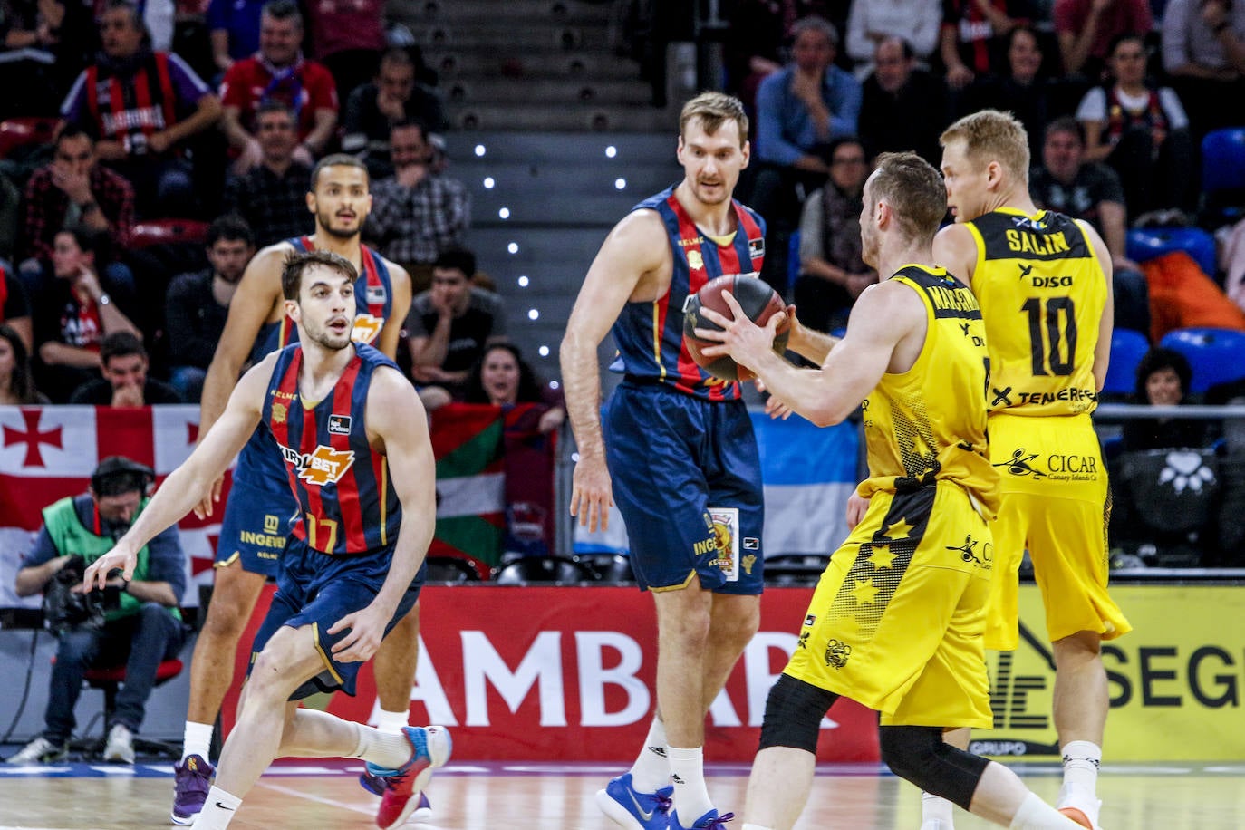 Fotos: Kirolbet Baskonia-Iberostar Tenerife, en imágenes