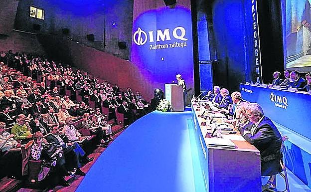 Consejeros independientes del IMQ advierten del riesgo de «una venta precipitada»