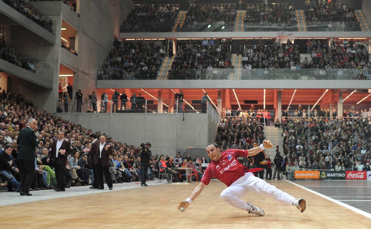 El día que Irujo devolvió la pelota a Bilbao