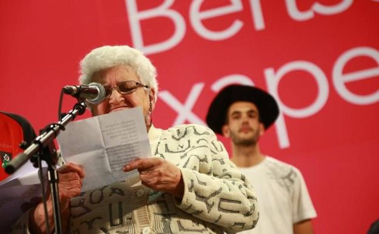 Luzia Goñi bertsolari nafarra zendu da