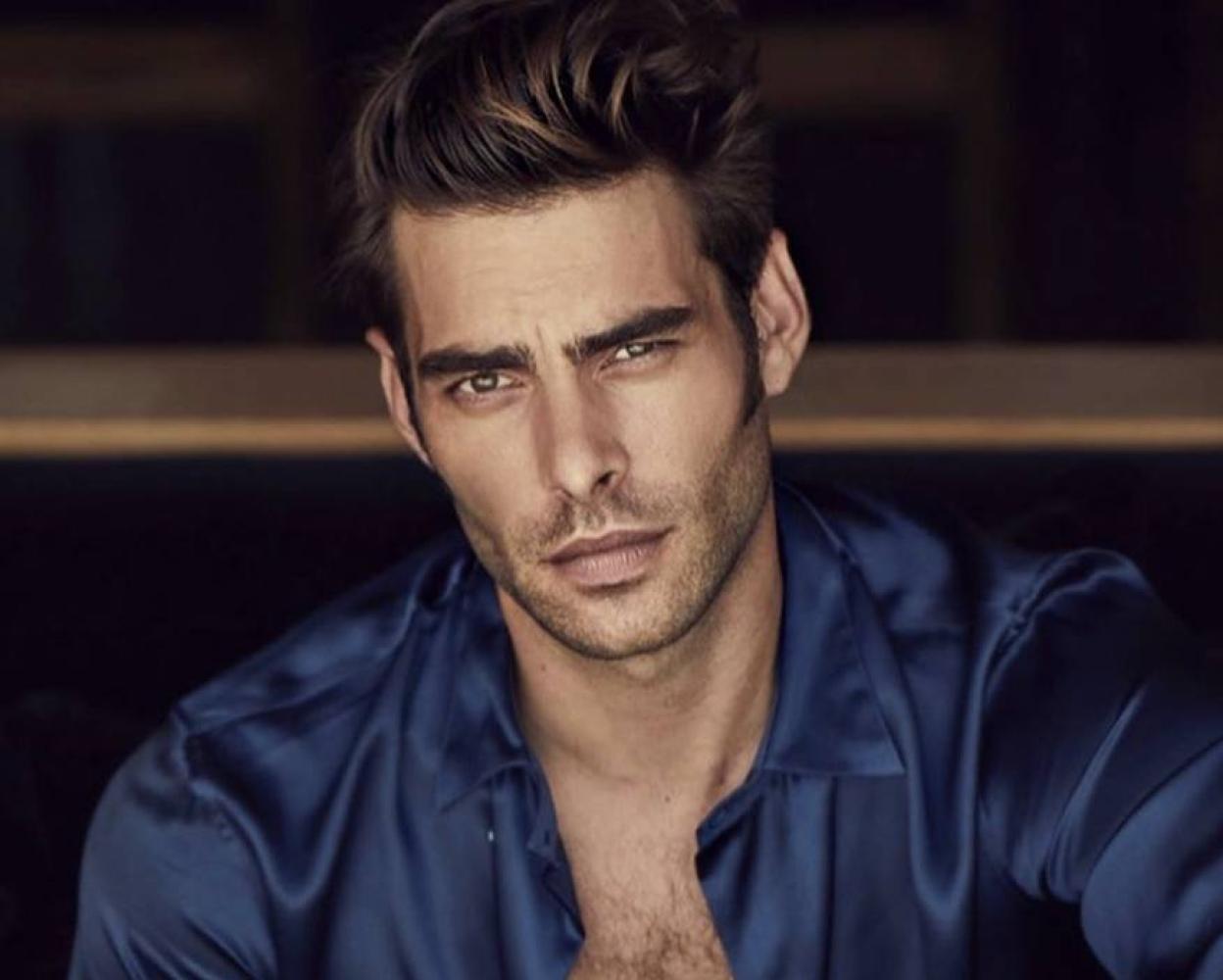 El actor y modelo Jon Kortajarena.