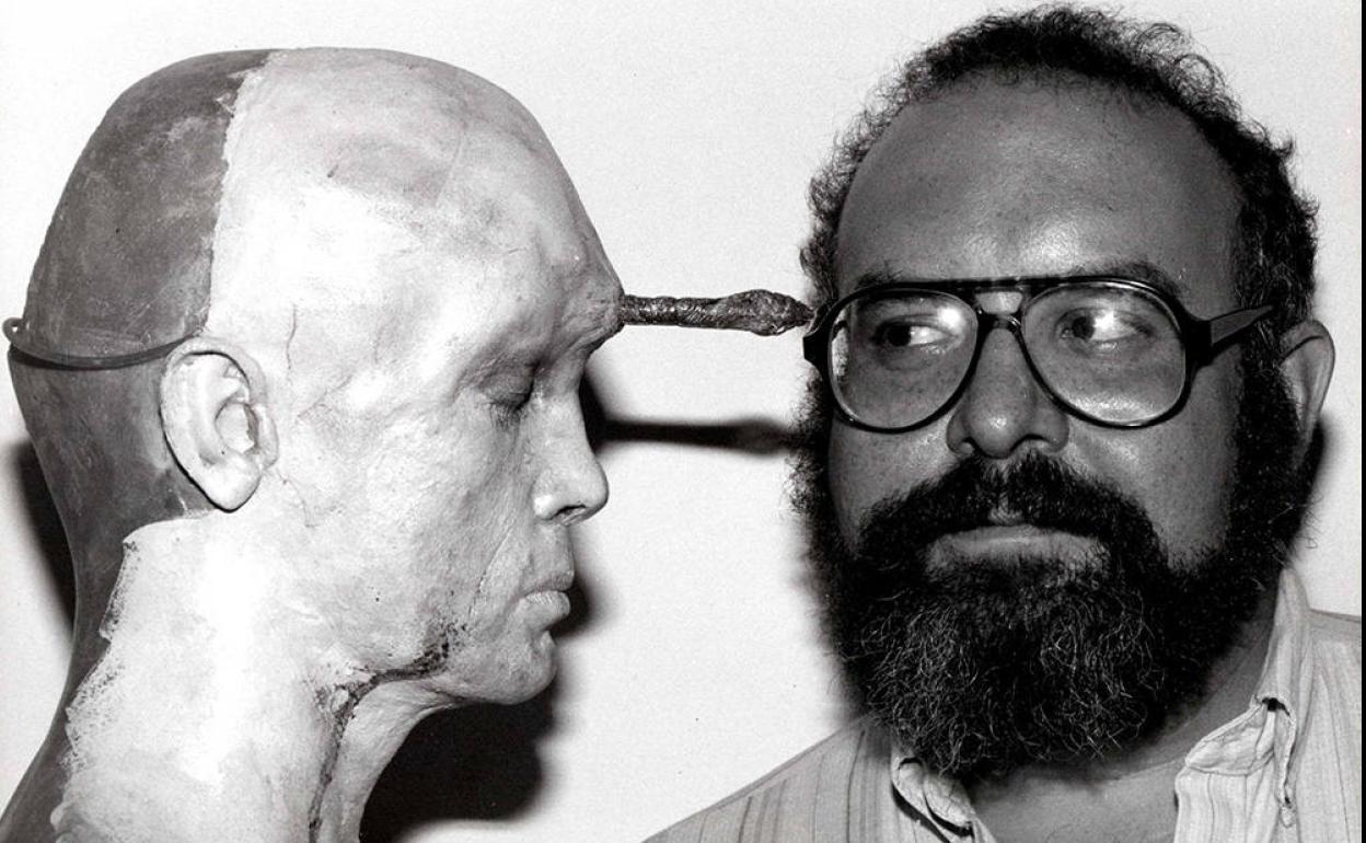 El realizador estadounidense Stuart Gordon.