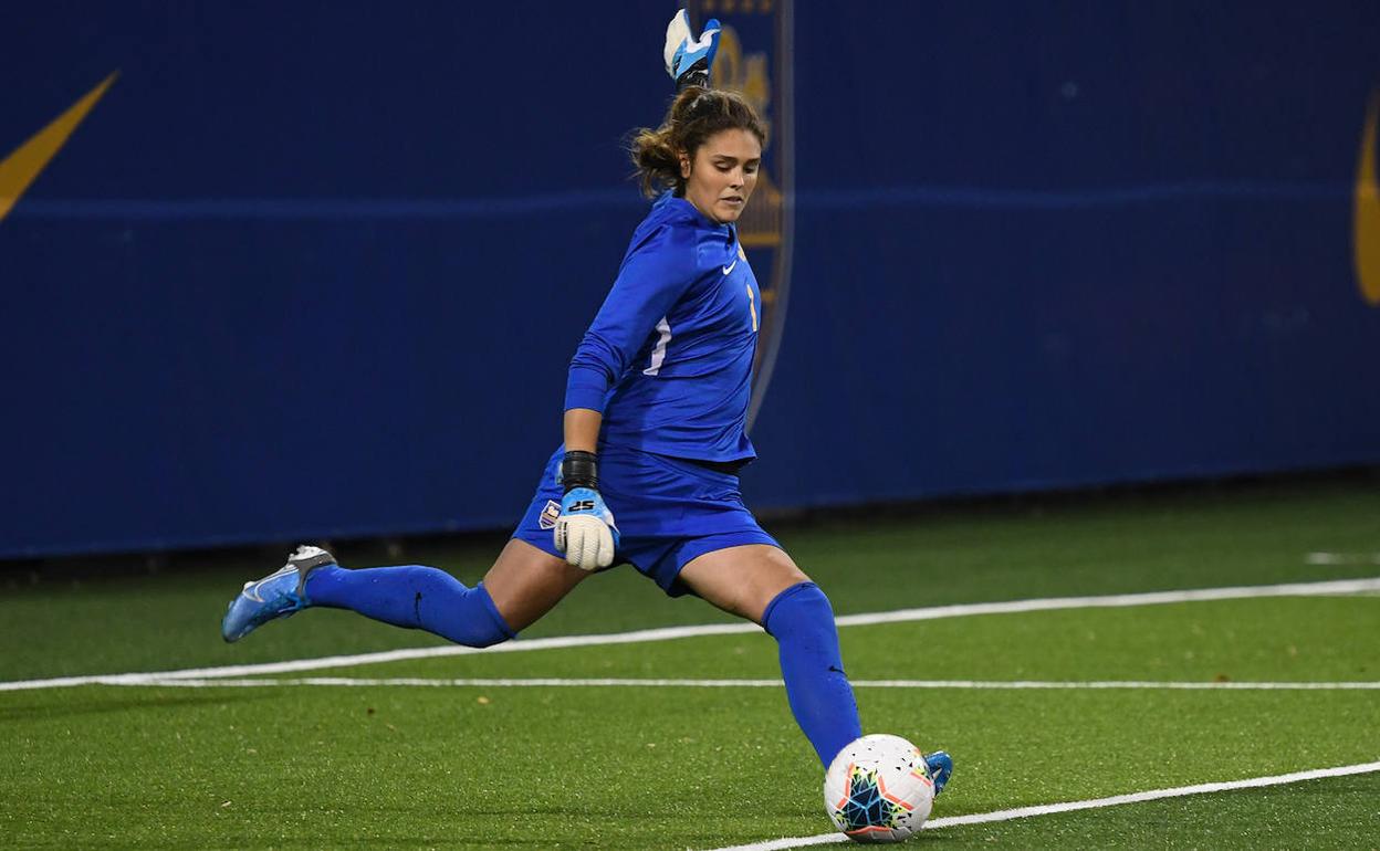 Amaia lleva cuatro años jugando en la liga universitaria de Estados Unidos. 