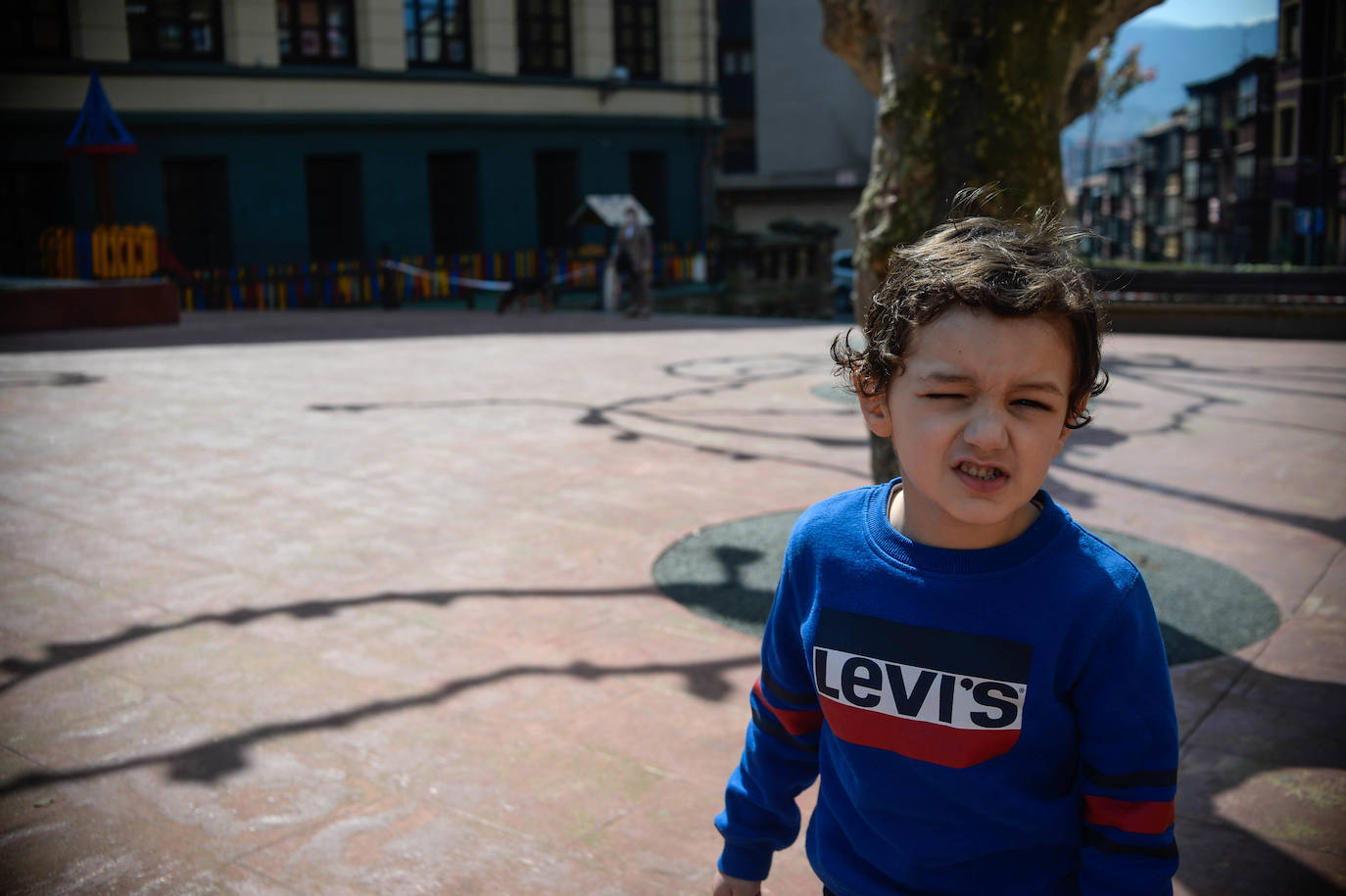 Fotos: «¿Tengo que pintarle en la frente que es un niño autista?»