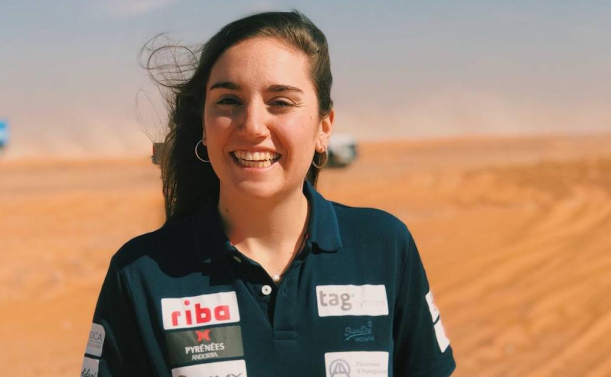 La piloto andorrana es sobrina de es sobrina de Albert Llovera, experto a los mandos de coches y camiones. 