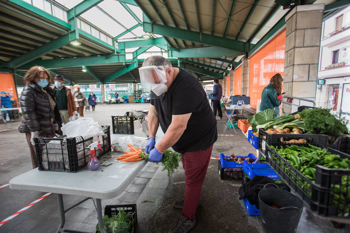 Fotos: Vuelve el mercado de los lunes de Gernika
