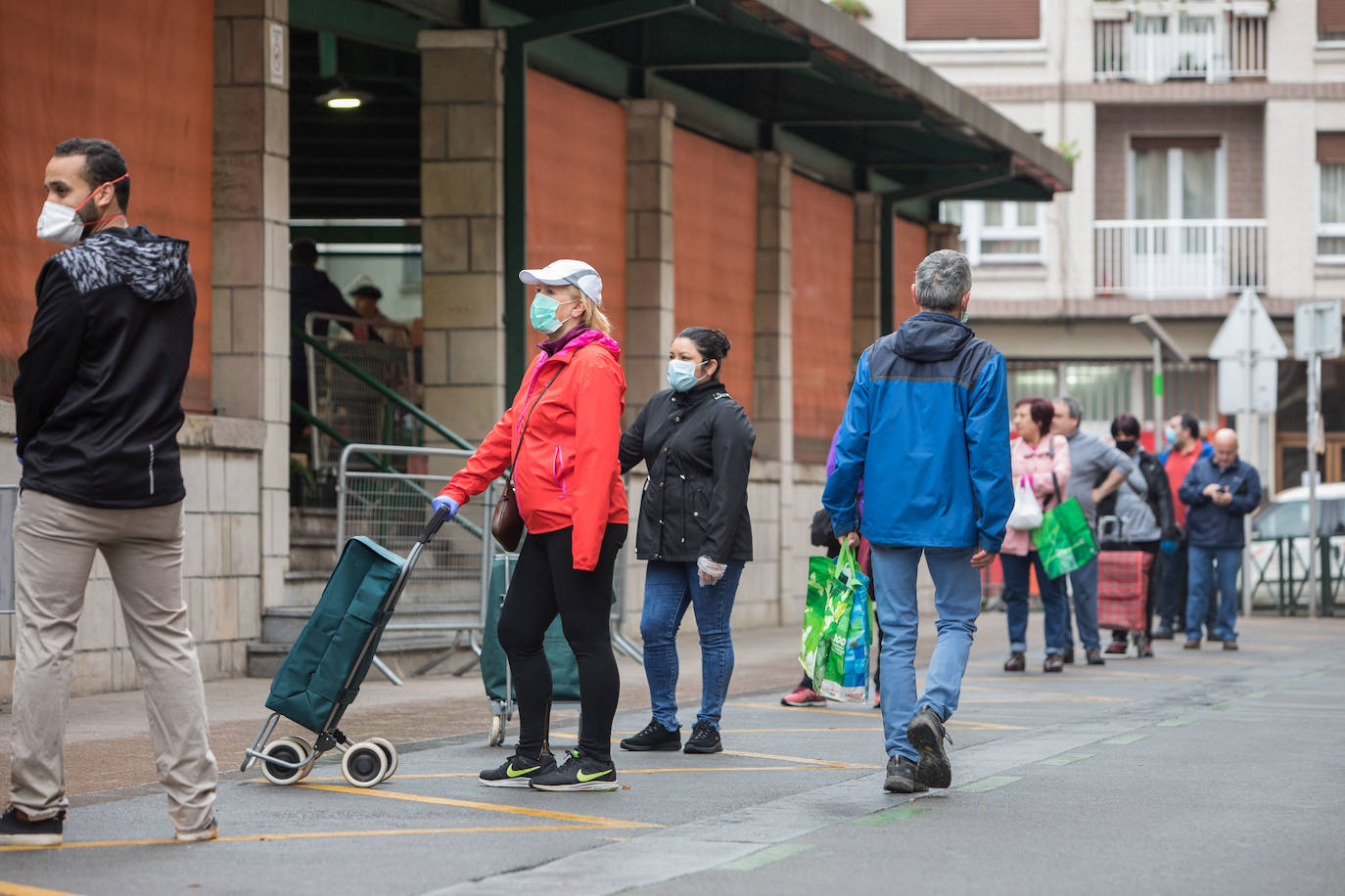 Fotos: Vuelve el mercado de los lunes de Gernika