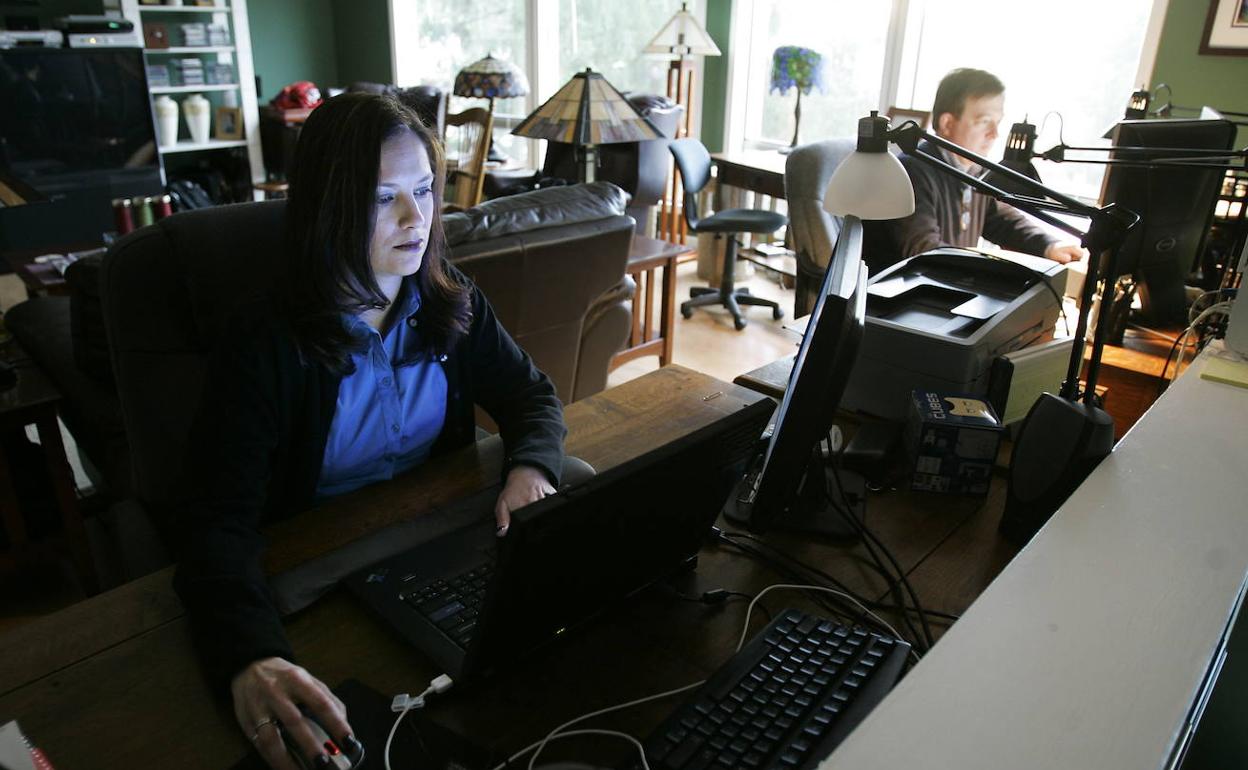 Consejos para que el teletrabajo no le pase factura a tu cuerpo