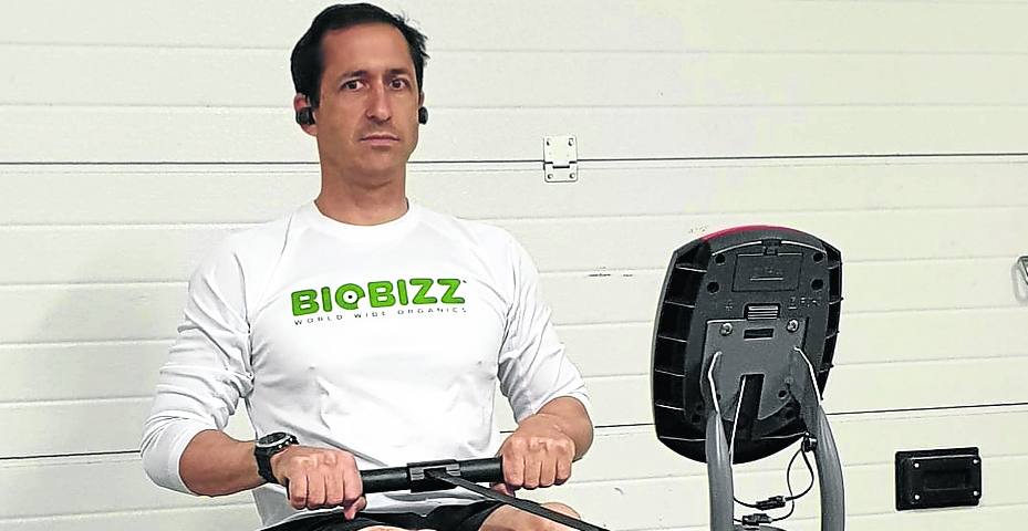 El regatista José Azqueta entrenando para el día que vuelva la normalidad.