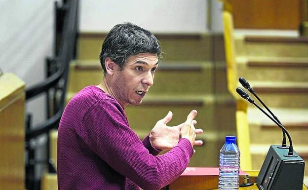 Jon Hernández, de Elkarrekin Podemos.