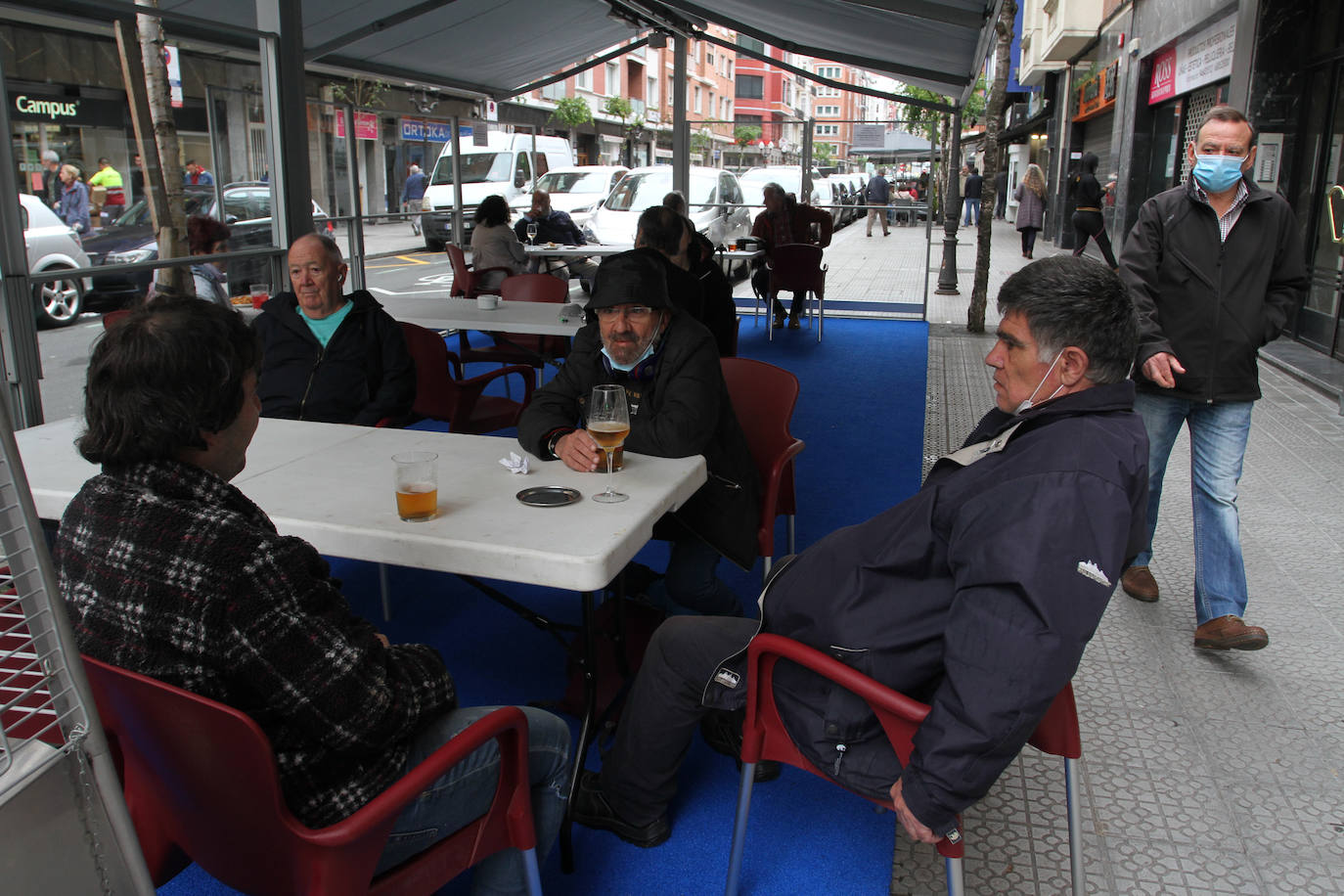 Algunas terrazas siguieron abiertas en Bilbao por segundo día consecutivo