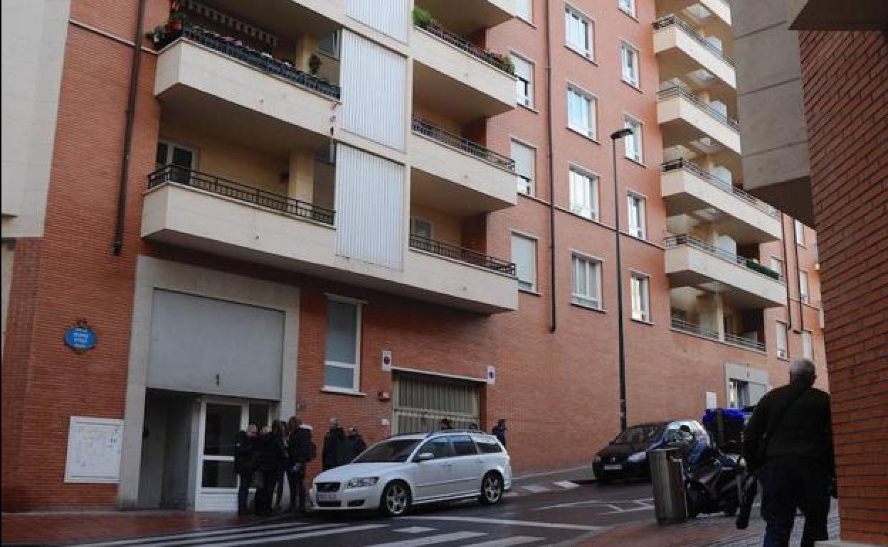 Calle George Steer, entre Atxuri y Ollerías, donde sucedieron los hechos.