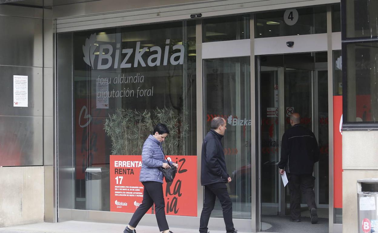 Cuando Hacienda no quiere cobrarte y tú te empeñas en pagar