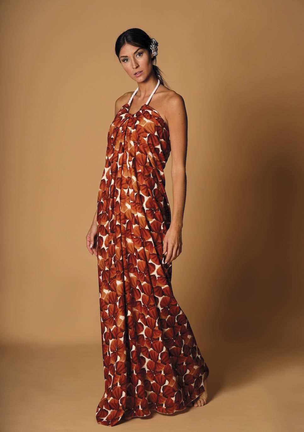 Fotos: Esto es lo que pasa cuando se sustituyen los maniquíes por la puesta en escena improvisada de tres diseñadores vizcaínos