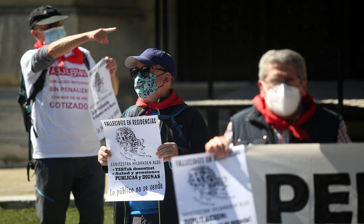 Los pensionistas vizcainos han retomado sus protestas en la calle.