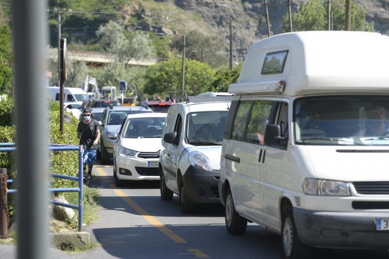 Fotos: Del confinamiento a las playas abarrotadas en Bizkaia