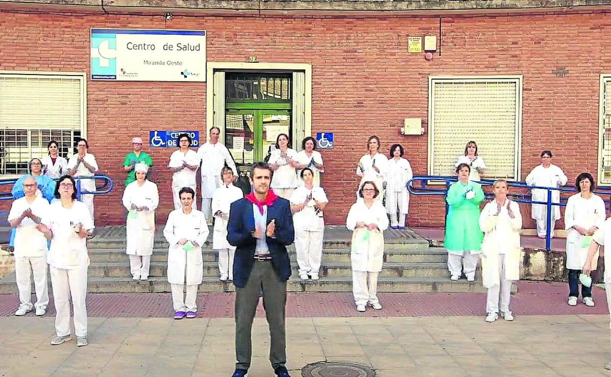 La grabación hizo un recorrido por diferentes puntos de la ciudad para finalizar en el Ayuntamiento. 