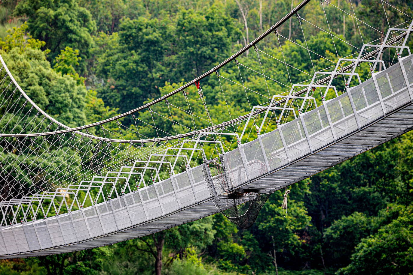 Fotos: El puente peatonal suspendido más grande del mundo