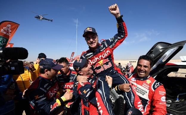 Carlos Sainz, victorioso en el Dakar. 