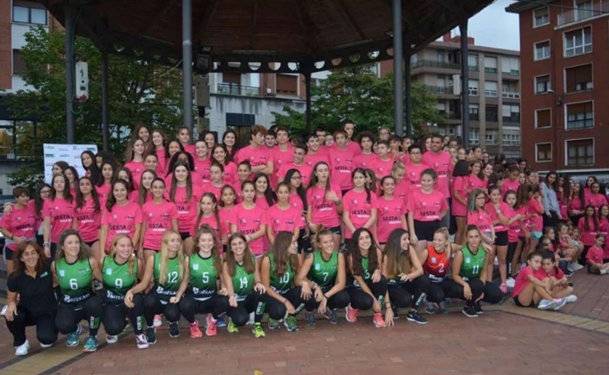 El CV Sestao teme perder su plaza en la élite del voley