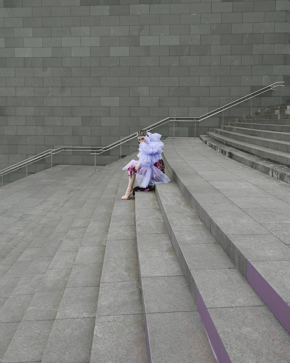 Fotos: Pasarela en un Bilbao desierto: así se interpreta el silencio que vivió la villa a través de la moda