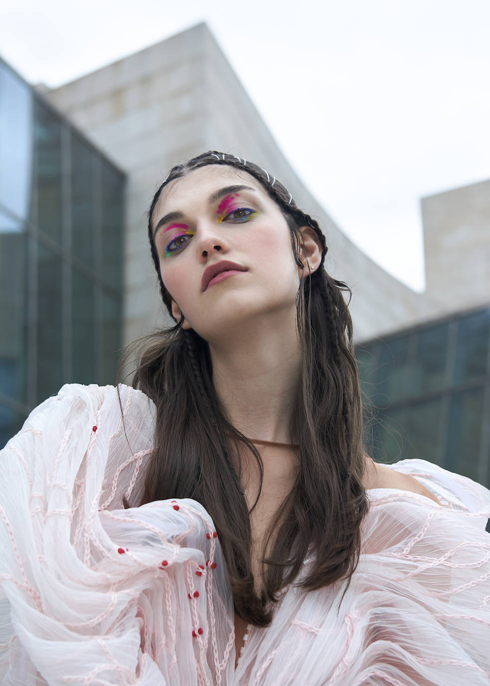 Fotos: Pasarela en un Bilbao desierto: así se interpreta el silencio que vivió la villa a través de la moda