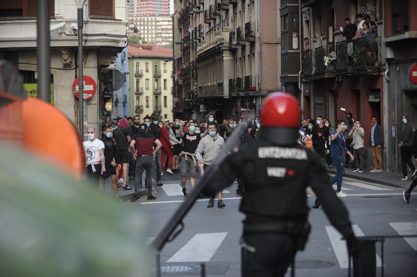 Fotos: Cargas en San Francisco tras el mitin de Vox