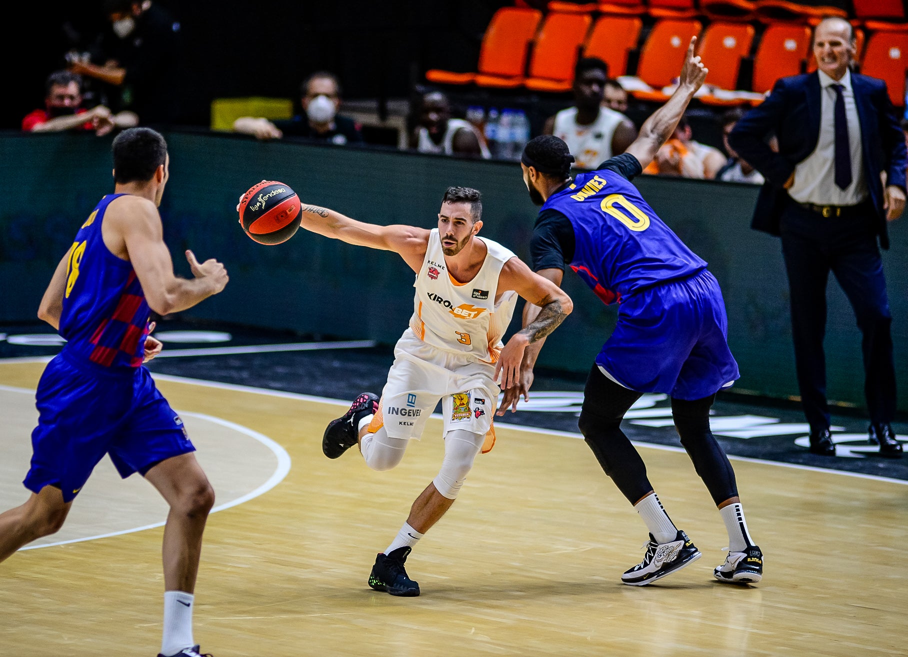 Fotos: Las mejores imágenes del Barcelona-Baskonia