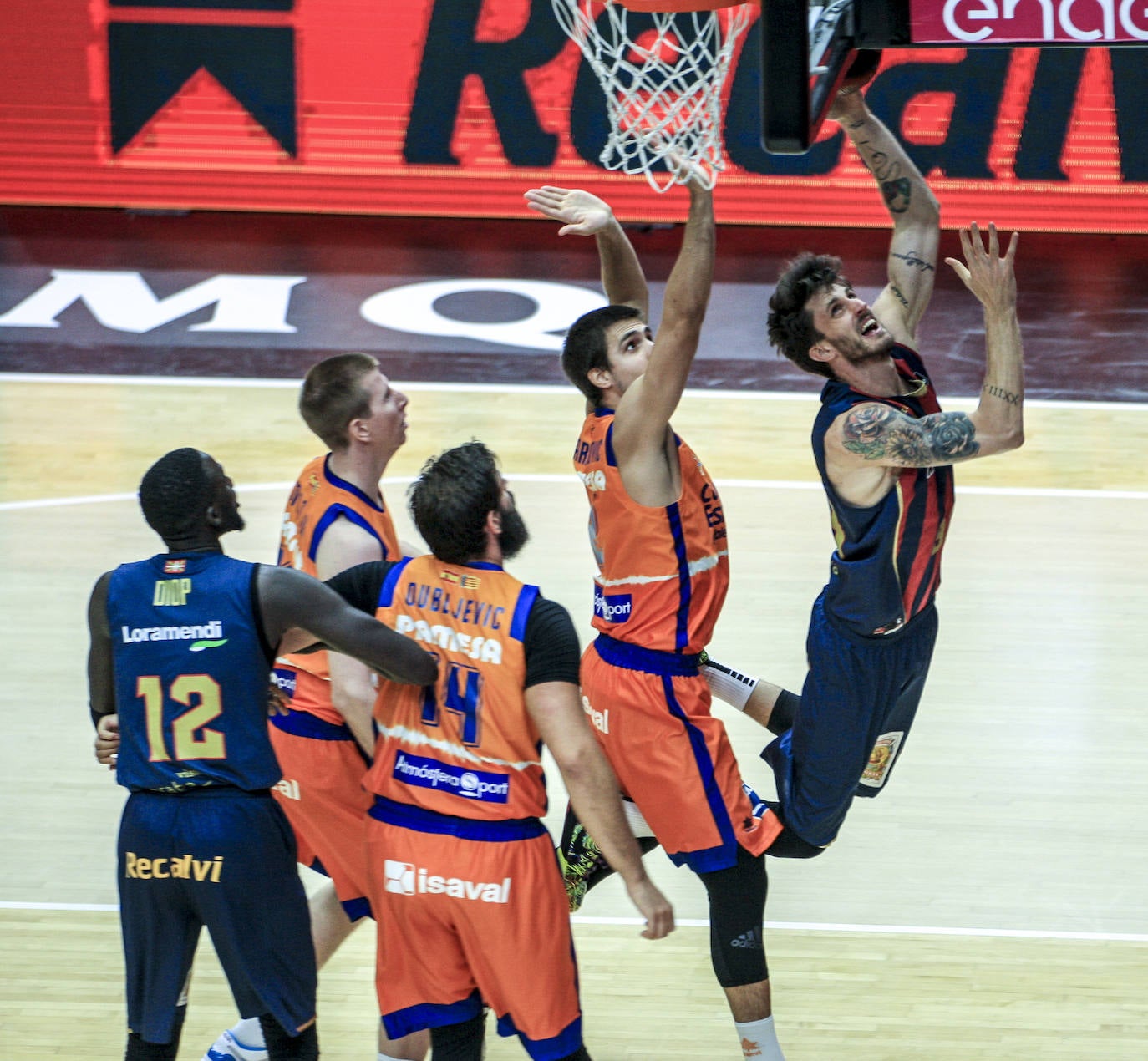 Fotos: Las mejors imágenes del Valencia Basket - Kirolbet Baskonia