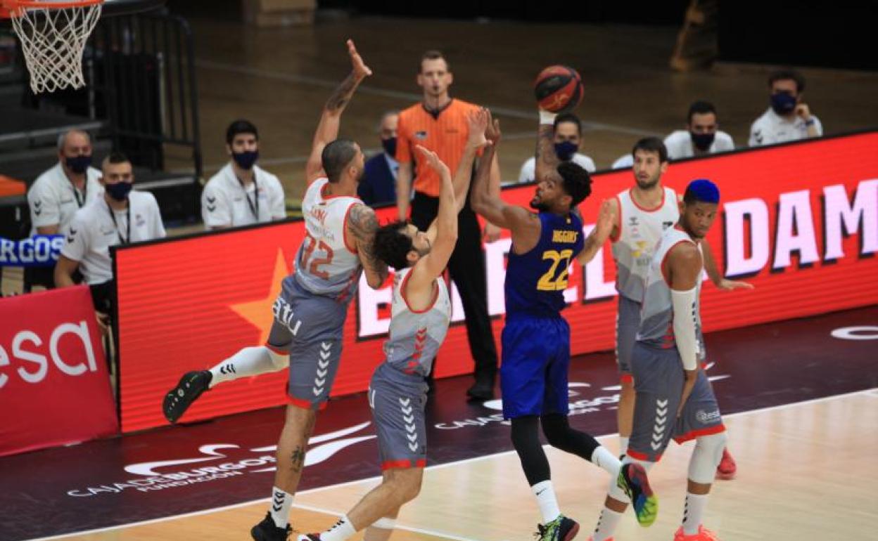 El Barça se impuso con solvencia al Burgos.