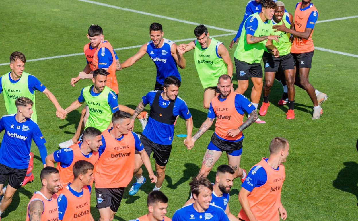 Los jugadores albiazules, en un entrenamiento. 